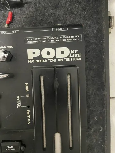 Pedaleira Pod XT LIVE line 6