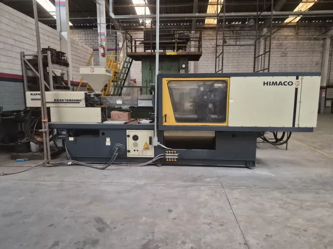 INJETORA 220 TON