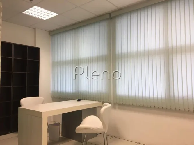 Sala à venda em Campinas, Swiss Park, com 42 m²