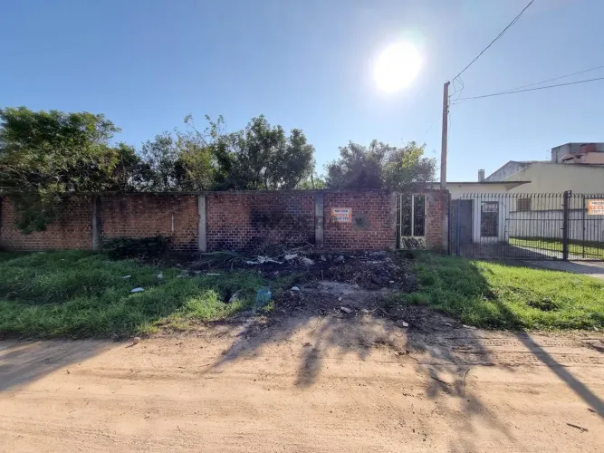 Terreno de 460m² próximo ao colégio Alfredo Simon no bairro Py Crespo