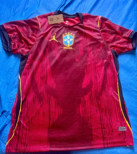 Camisa seleção brasileira vermelha