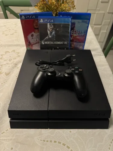 PLAYSTATION 4 (MODELO FAT 500GIGAS + 3 JOGOS + CONTROLE + CABO DE FORÇA ORIGINAIS)