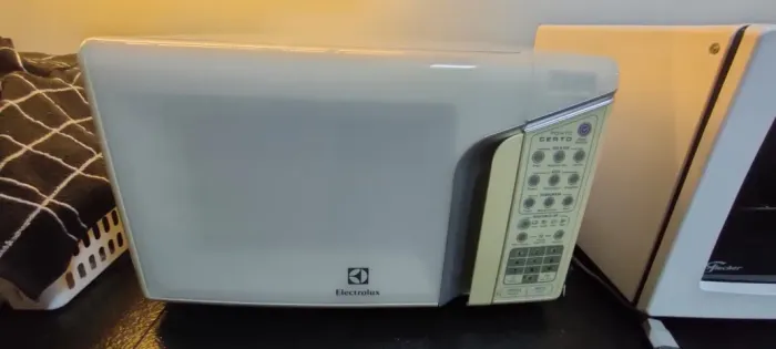 Microondas Eletrolux 30L
