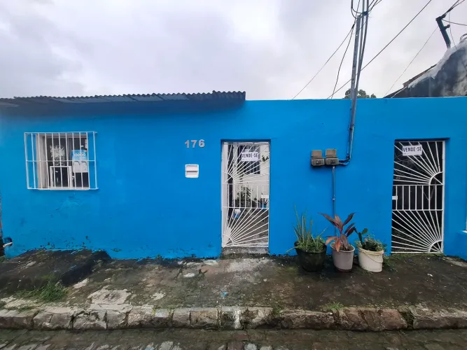 Vendo casa UR1 IBURA