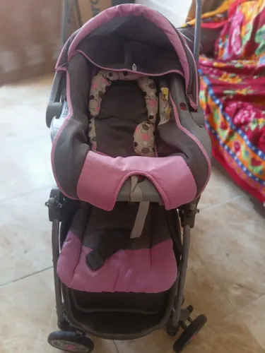 Carrinho de bebê cosco