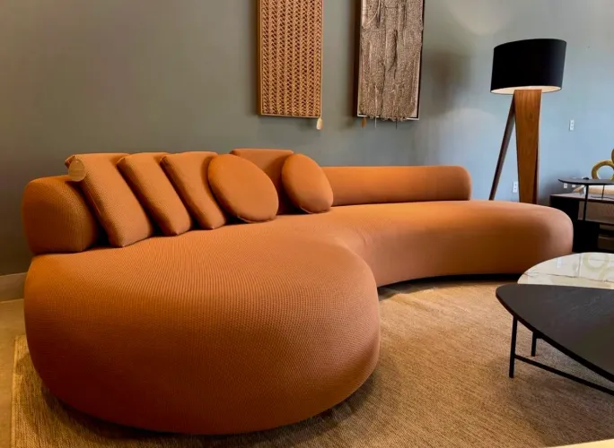 Sofá Design Orgânico em Tricô Tecnológico - Terracota High-End   2.50CM