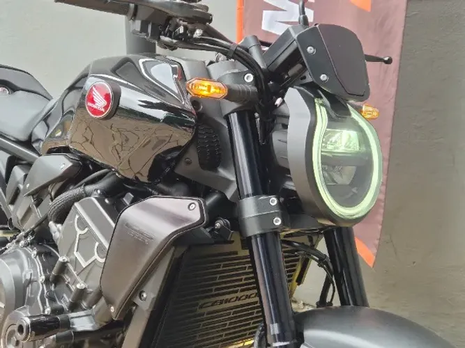 Honda CB 1000R Black Edition 6 mil km