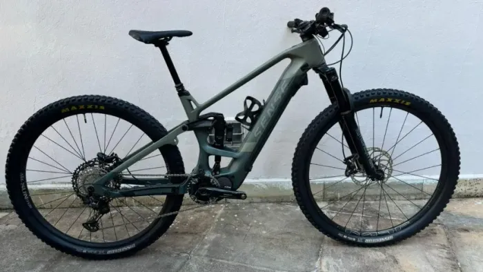 SENSE EXALT E-TRAIL COMP - TAMANHO M - 2022