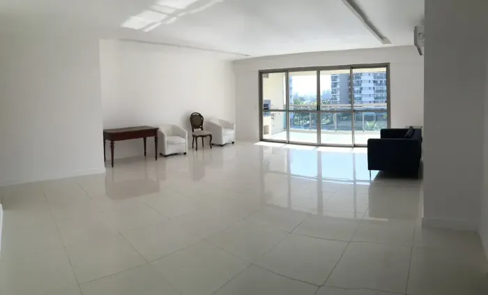 Condominio Santa Mônica Jardins Imóvel para aluguel possui 233 metros quadrados com 4 suít