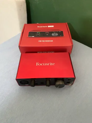 FOCUSRITE SOLO 3A GERAÇÃO 