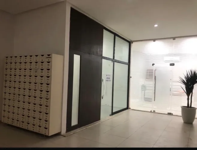Alugo sala comercial de 50 m2 com IPTU e Condomínio inclusos 