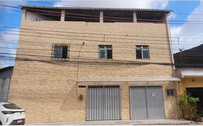 CASA PARA VENDA ÁLVARO WEYNE