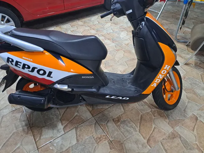 Vende-se honda lead 110 repsol