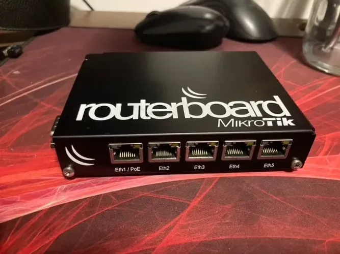 MikroTik RB450