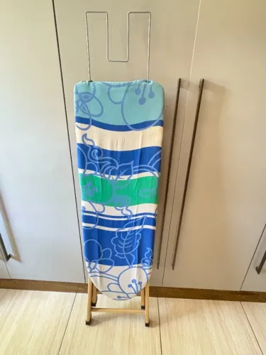 Mesa Passadeira Portátil - Tábua De Passar - P/ Lavanderia Lisa Marrom