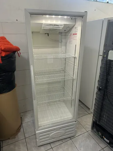 Expositora conservex 400 litros 220v