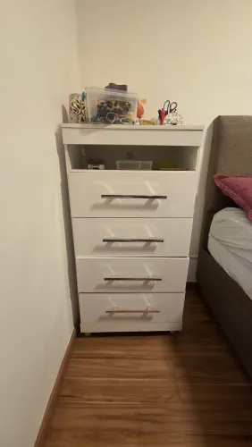 Vendo cômoda e entrego na sua residência!