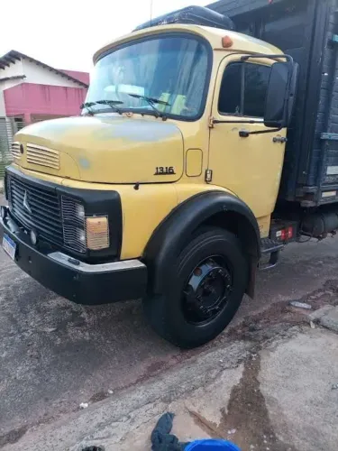 Mercedes Benz 1316