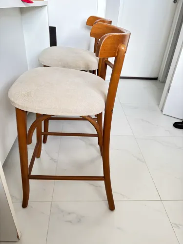 2 Cadeiras altas p bancada da TokStok