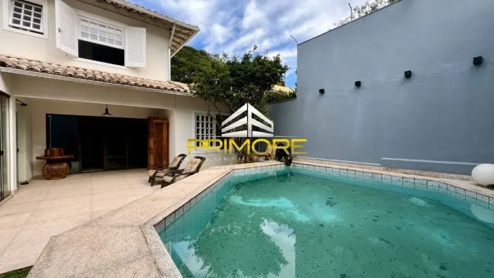 Casa para alugar no bairro Belvedere com 4 quartos, área gourmet e piscina.