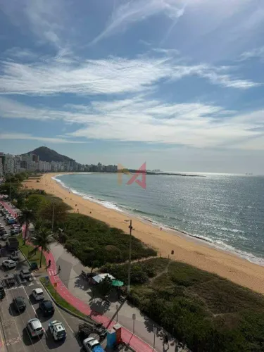 Exclusividade Frente-Mar: Mansão Suspensa de 410m² no Endereço Mais Nobre da Cidade