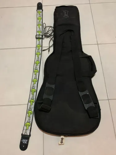 Capa guitarra premium excelente estofado!