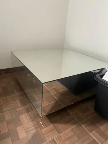 Mesa de Centro Espelhada 70x70 cm - Linda e Conservada