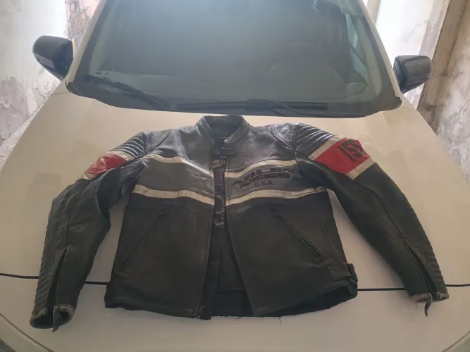 Jaqueta de couro motociclista