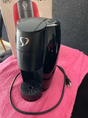 Cafeteira 3 corações na caixa