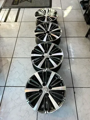 Jogo De Rodas Peugeot 208