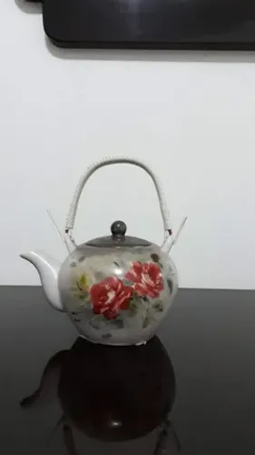 Bule porcelana decorativo