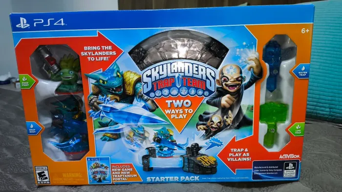 Skylanders Trap Team - Starter Pack PS4 (RARIDADE!)