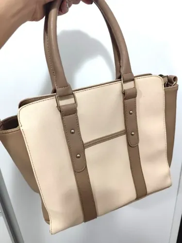 Bolsa creme com marrom claro
