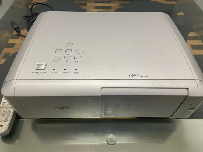 Projetor Sanyo PLV-Z5