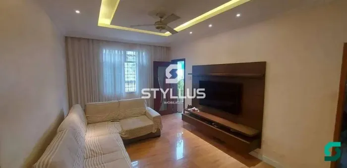 Olaria | Casa 3 quartos, sendo 2 suites