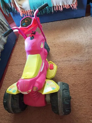 Moto Elétrica Infantil XT3 Bandeirantes 6v