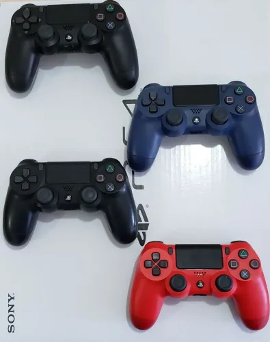 Controles p/ PS4 - ORIGINAIS - SEMI-NOVOS. Temos Loja Física na ALDEOTA!!!