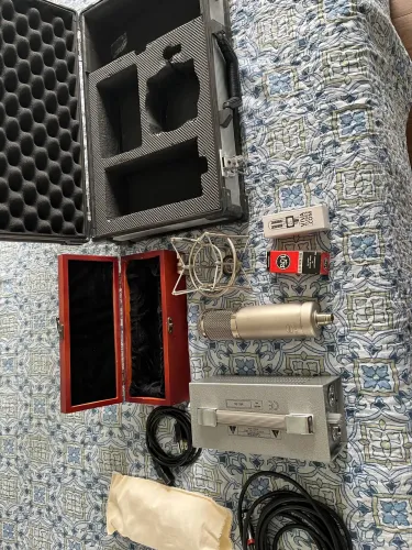 Microfone condensador valvulado peluso