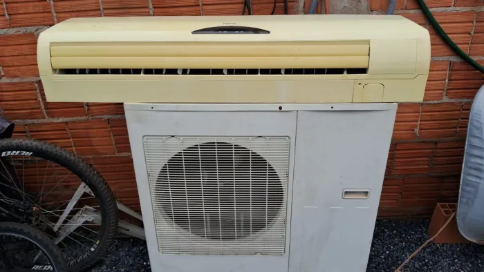 Vendo ar condicionado de 30.000 e 24.000