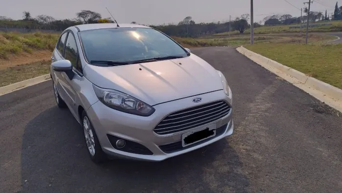 Ford Fiesta 1.5 16V Flex Mec. 5P 2014