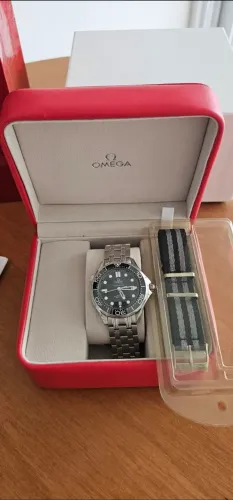 RELÓGIO OMEGA SEAMASTER DIVER (Base ETA)<br>Diver