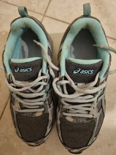Tênis Asics Cinza, 36