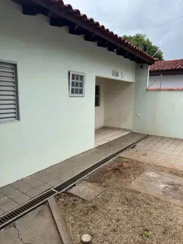 Casa a venda na Águas Lindas 