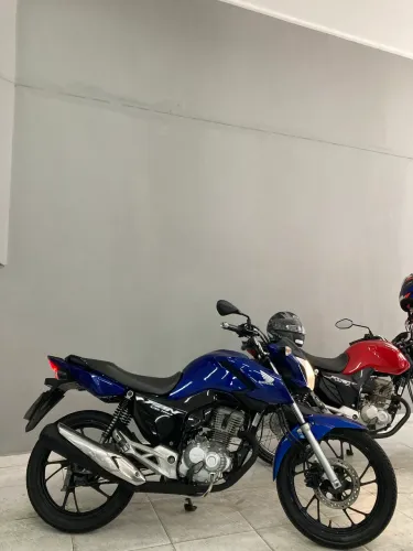 CG FAN 2022 azul, baixo KM, procedência, ótimo estado de conservação! 
