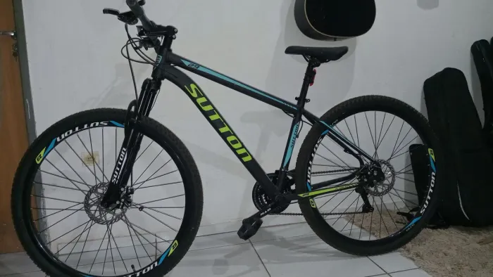 Bike nova na caixa câmbio shimano 