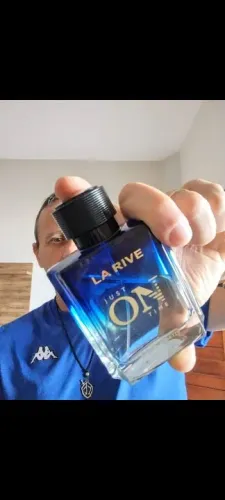 Perfumes importados de várias marcas