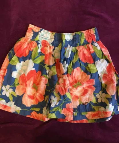 Saia floral com forro hollister, pp