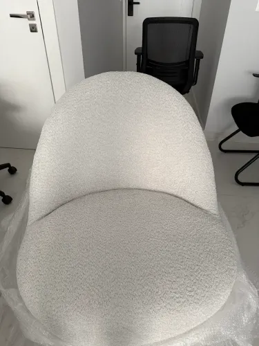 Poltrona Charlotte Bouclé - Sierra Móveis