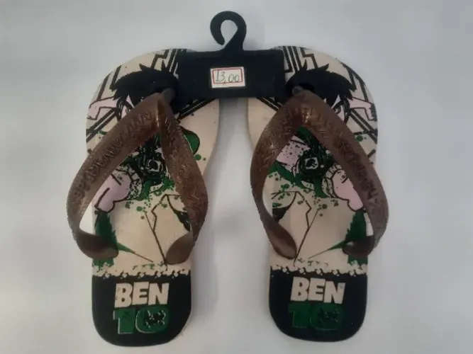Chinelo Ben 10