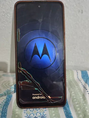 Motorola G7 tela trincada 